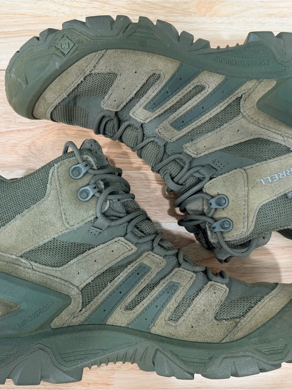 Merrell Men's Hiking Shoes in Olive and Tan